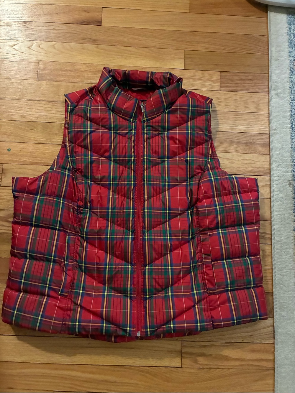 Lands' End Red Plaid Quilted Puffer Vest